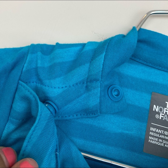 NEW North Face Infant 6-12M Blue Striped Tee - Picture 5 of 6